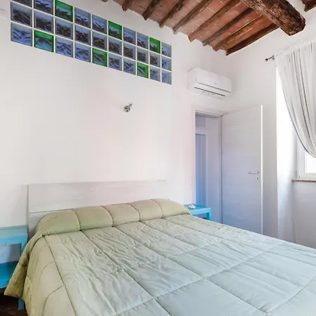 Bilocale - Goelba Apartmán
